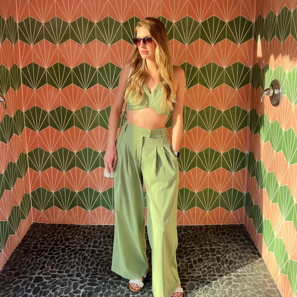 Green 2 piece set